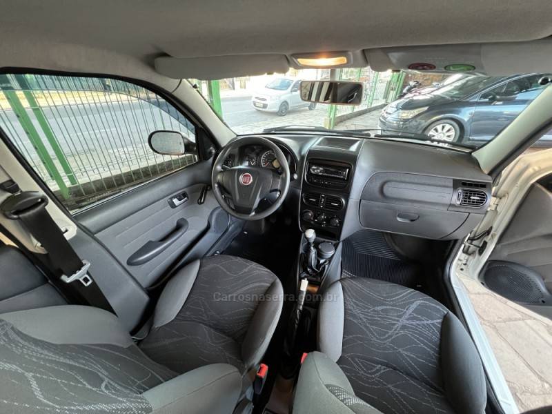 FIAT - SIENA - 2014/2014 - Branca - R$ 36.900,00