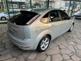 FORD - FOCUS - 2010/2011 - Prata - R$ 42.900,00