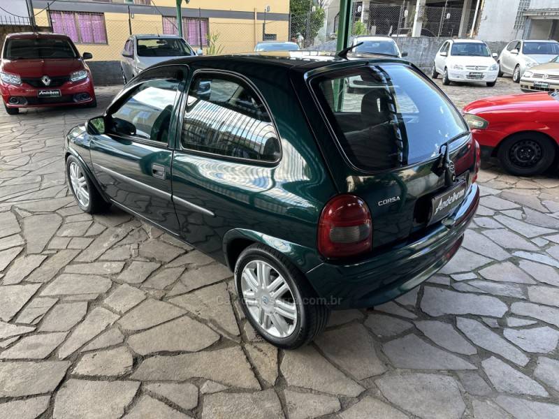 CHEVROLET - CORSA - 1997/1997 - Verde - R$ 22.900,00