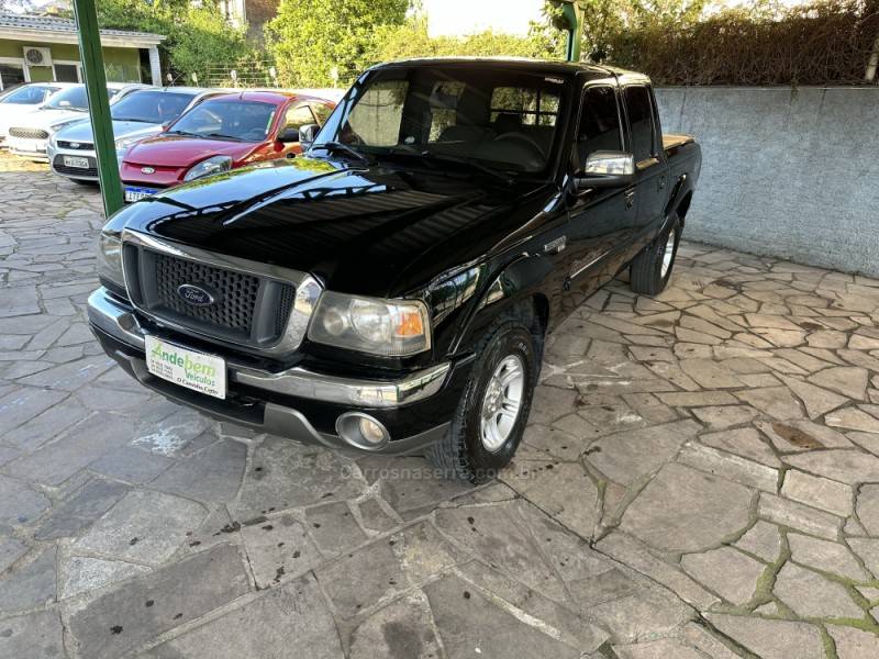 FORD - RANGER - 2007/2007 - Preta - R$ 65.900,00