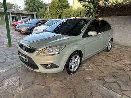 FORD - FOCUS - 2010/2011 - Prata - R$ 42.900,00