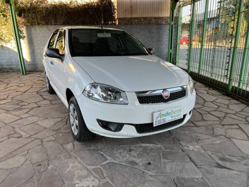 FIAT - SIENA - 2014/2014 - Branca - R$ 36.900,00